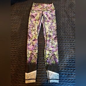 Lululemon leggings size 4